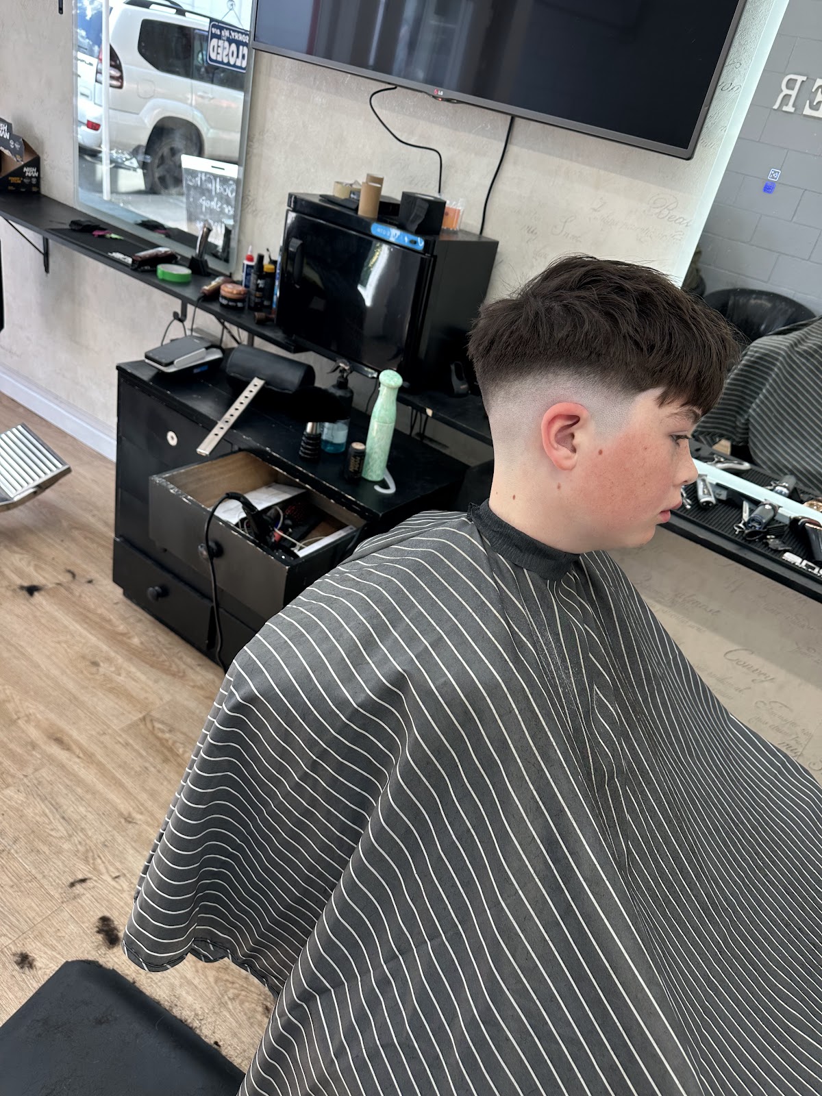 Drop fade with a textured crop